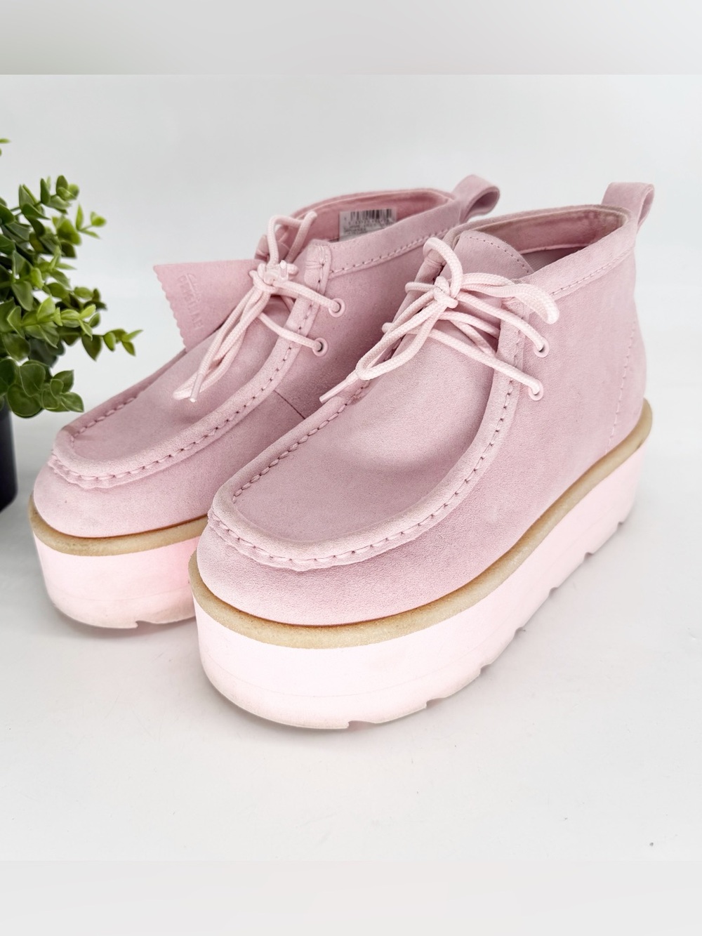 Clarks Meare Elevated Wallabee Boots Size 9 Pink Leather Boho Athleisure